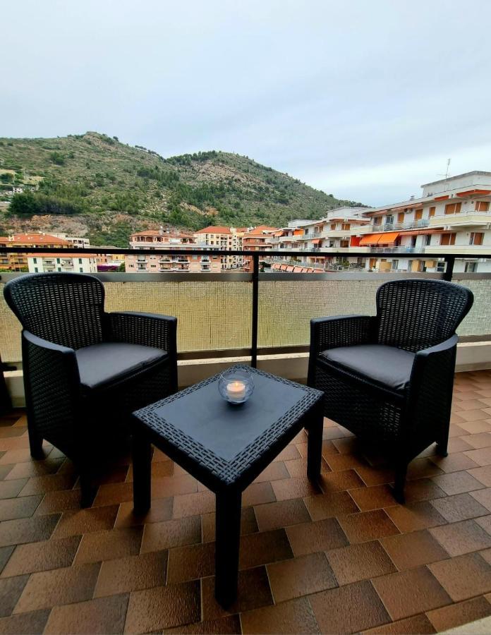 Casa Di Bea Apartment เวนติมิญา ภายนอก รูปภาพ