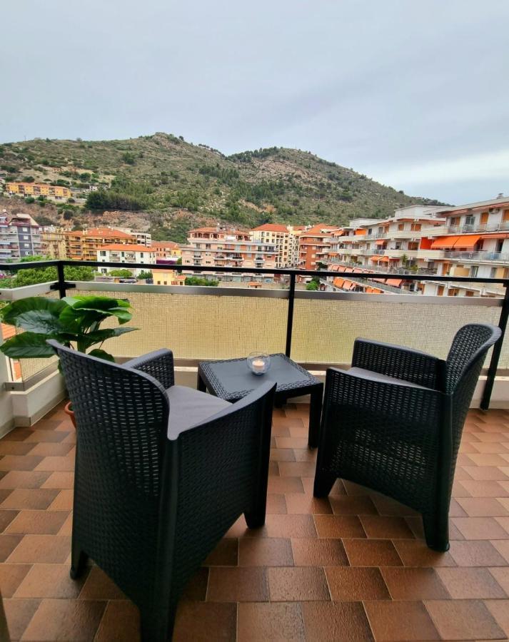 Casa Di Bea Apartment เวนติมิญา ภายนอก รูปภาพ